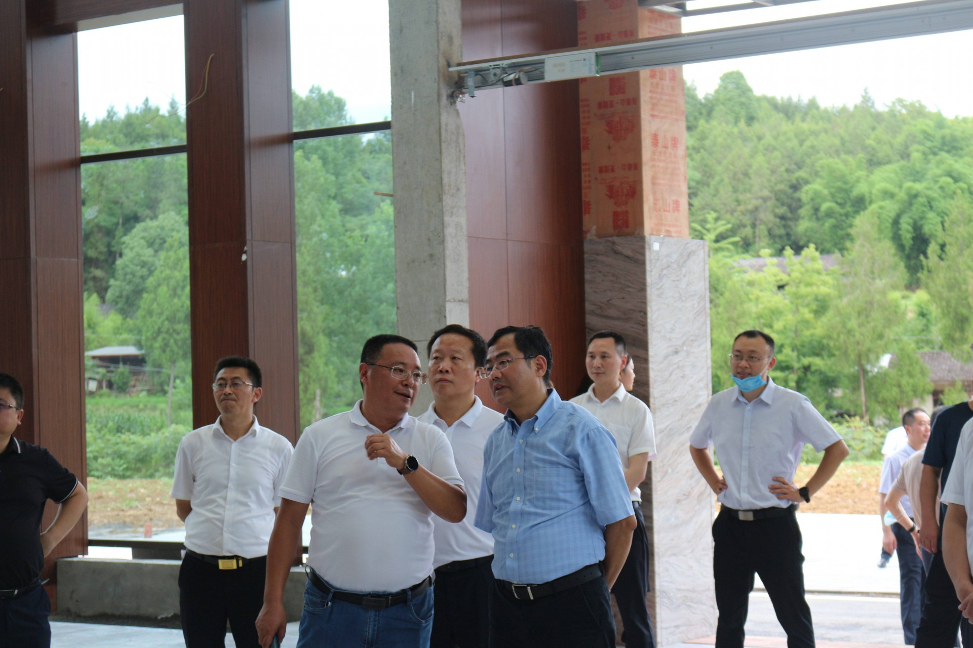 四川省人力資源和社會保障廳黨組成員、副廳長董宏杰蒞臨我公司調(diào)研工作